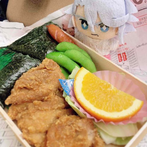 監督生さんと帰ってきました。
これは新幹線でいただいたおべんとうです🍱
久しぶりの我が家はおちつきますね

