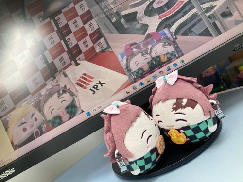 🙋‍♀️
「はぁ〜...写真のふわ達も可愛いけど...やっぱり生のふわ達が可愛いなぁ😍なに話してるんだろ⁉️」
弟ズ(っ◜◡◝ｃ)🧸🐥
「写真も実物も可愛いですよ‼️」