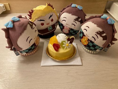 🙋‍♀️
「デザートはコカルドのマンゴーレモン(ムースケーキかな)😋」
ふわ達
「トロピカルな味がします‼️美味しいです✨」