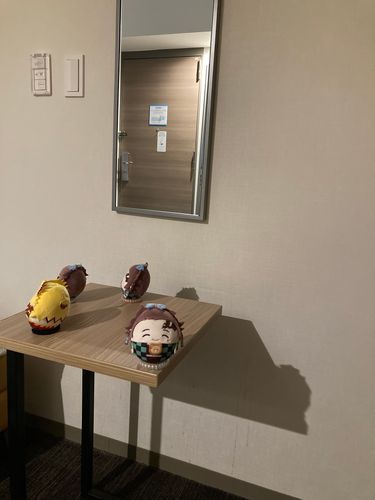 🙋‍♀️
「おはよーございます🥱13：10、二度寝から起床🥱16時過ぎには部屋を出たいので、ぼちぼち準備しますかね👍」
次男(っ◜◡◝ｃ)🧸
「お腹空きました‼️」