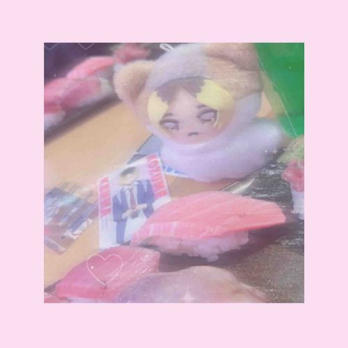 🐱 おさかなたべすぎ、、
(スシローコラボ行きました！)
