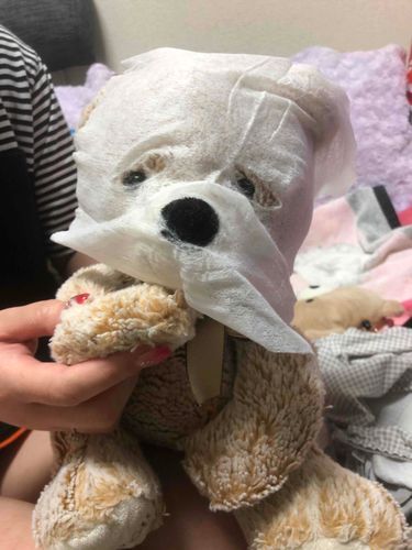 きょうは ゆみちゃんに からだを ふきふきして もらったよ🧸🎵
ふきふきの ついでに おかおに ぱっくも してもらっちゃった🧸笑
