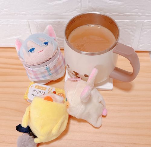 おはよう。まったりようかんと ほっとこーひのむかな。そろそろあいすのきせつだね。みずだしこーひがきになっているよ