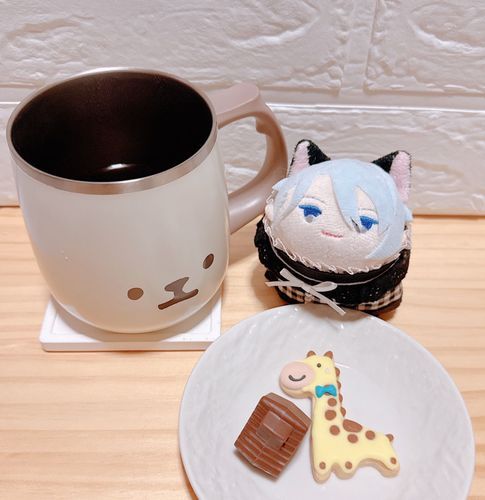 おはよう。きりんさんくっきーたべるかな。ほんもののきりんみたことある？おれこのまえみたよ。すっごくおおきくて のしのしあるいていたかな