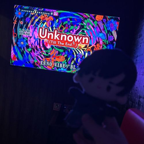 おれのかいぬしがティルのきょくをうたったときのしゃしんだよ。
かんこくご むずかしかったんだって。