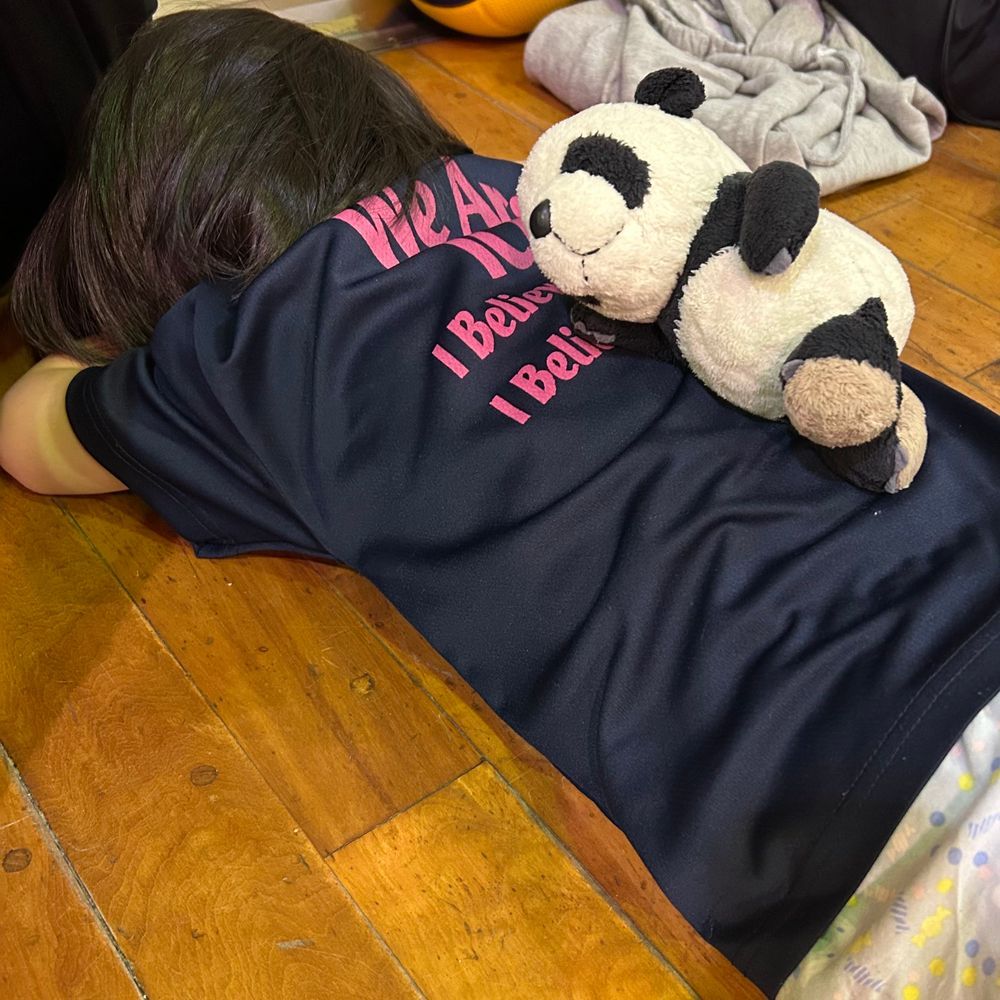 ちびっこが寝てるパン👀🐼
ぼくも、いっしょにおねんねするパン😴