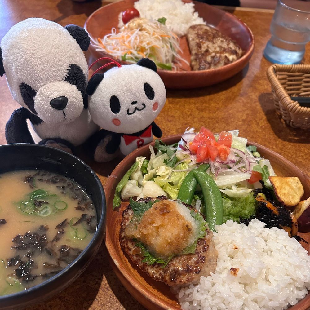 こっそりドンキーだパン！👀🐾