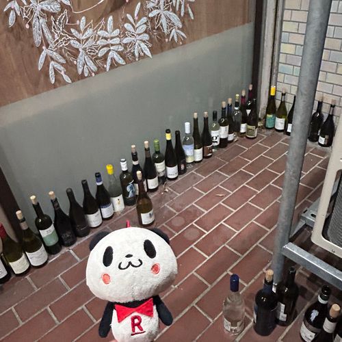 きのーはご主人の仕事の歓送迎会に着いてったですマン🐼🌟なかなかおいしい店で、ジュースも飲めて良かったですマン🥤♪そのあとは先輩とはま寿司でデザート食べたですマン🍰💕