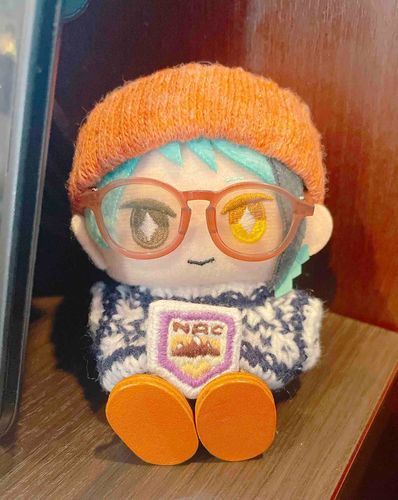 「わっぺん」
やまをあいするかい　の　わっぺん
ぬしが　ぬいぬい　しました🪡
おぼうし　に　つけたいです　ぬ！