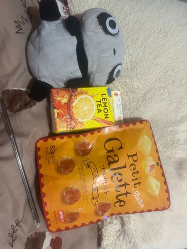 今日のおやつ「リプトン孫が学校帰りに良く買ってきてくれたのう懐かしい」