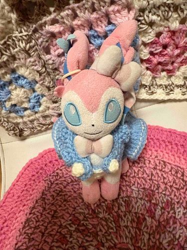 ちょっと前、主にスカート編んでもらった！
去年作ってもらったトップスに合わせてもらったんだ！