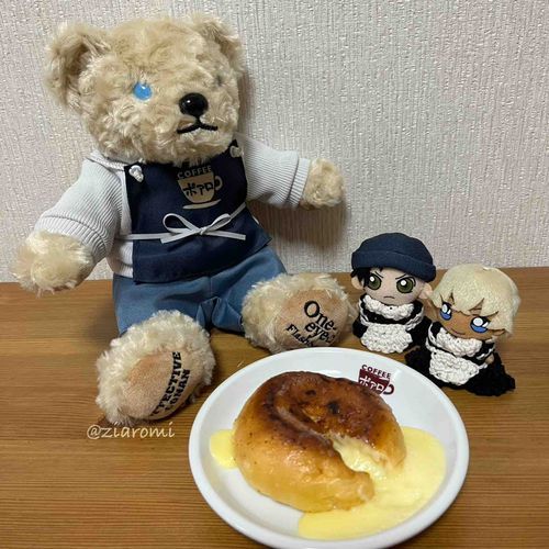 🧸☕️はってんど〜のフレンチトーストですよ！温めたら少し中身が飛び出てしまいましたが…