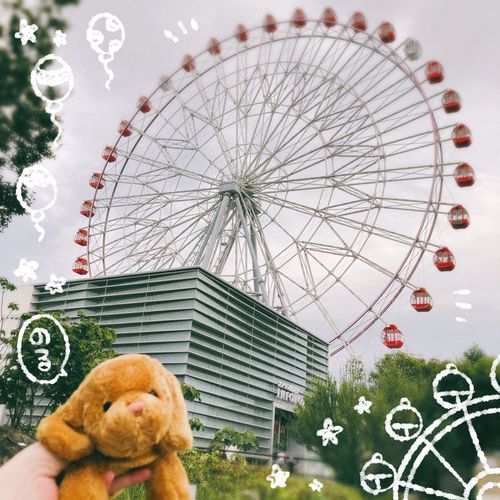 昨日のつづき　3まい同時お日記❗️
刈谷のさーびすエリアは　かんらんしゃある！🎡
のったのは　3まい目の　ぜんぶスケスケハコ！1まい目にもいる！風　ちょとつよつよで　こわかったのだ💔