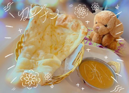 カレーナン🫓🍛
でっかいナン！！でもでも　毎回　ペロリできちゃう❣️