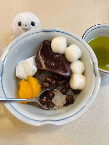 白玉あんみつだよ〜
ほたても白玉みたいだね！