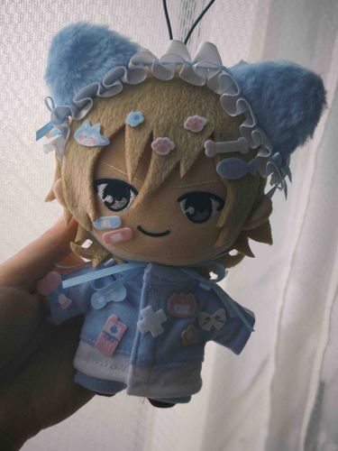 新衣装♡=•ㅅ＜=)