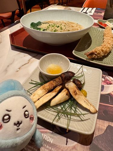 秋といったらマツタケ🍂🍄
韓国で食べてきたよ🇰🇷