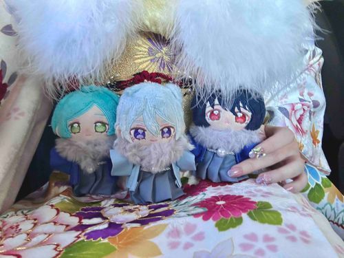 今年成人組とプロデューサーさんで写真を撮りました♪全員分袴を作ってくれたんですよ♪