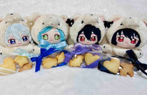 ハッピーバレンタイン♪
嬢ちゃんに我輩たちイメージのクッキーをもらったぞい♪