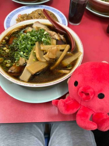 京都でラーメンを食べたたこ！！🍜黒いラーメンなんて初めて見たたこ🐙