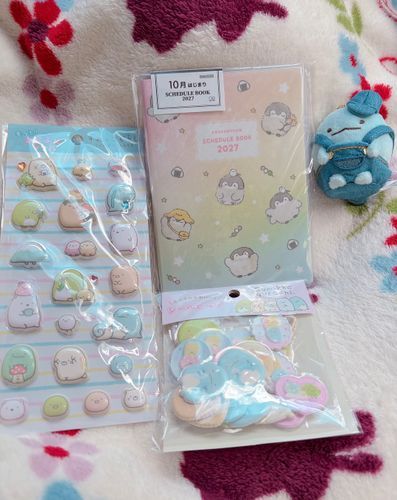 すみっコぐらしのシールとコウペンちゃんのスケジュール帳✦.*