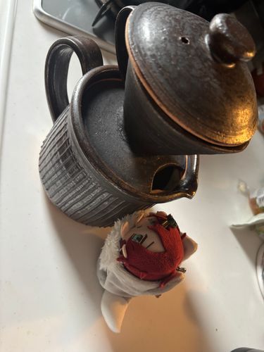 もちぬしお気に入りのコーヒーメーカーもちよぉ✨
これで、コーヒーを淹れて飲むのが休日の楽しみらしいもち✨✨