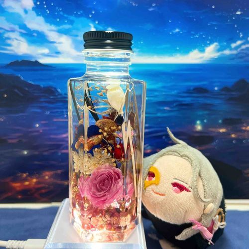 だいはんにゃながみつ〖俺をイメージしたハーバリウムというものらしい〗