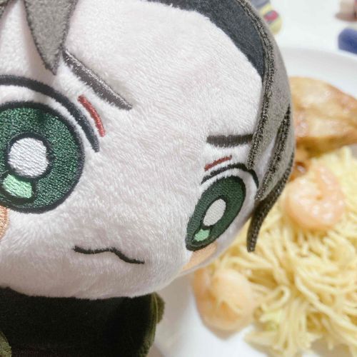 えびはあれるぎーやからくわれへんけどにくはくえんねん！