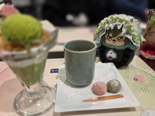 りばぁれせんぱいのこらぼかふぇにきた