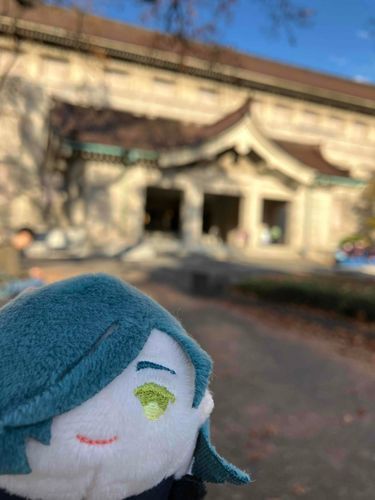主が東京国立博物館に行くいうからお供したよ。
大包平、鳴狐、毛利藤四郎に会ったね。みんな堂々としていたよ。