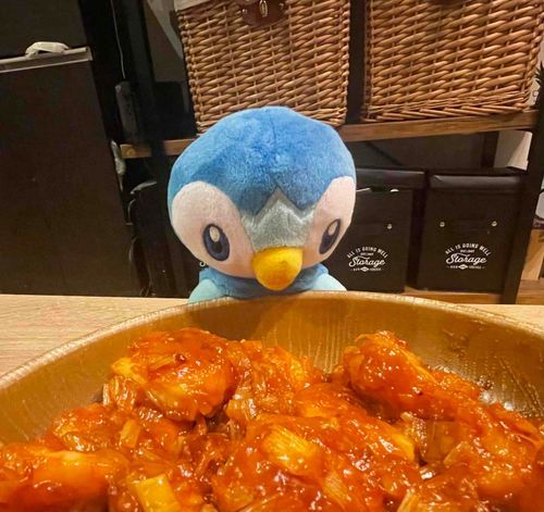 今日はえびちりぽちゃ〜トレーナーさんがんばって作ってたぽちゃ！