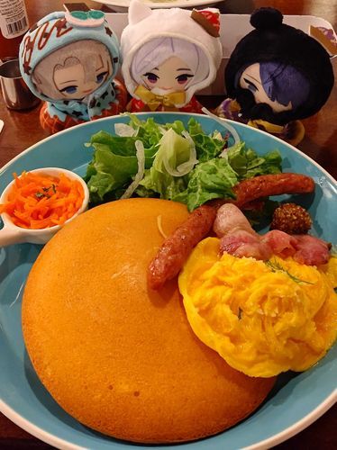 こんやは ばるつこらぼだー！