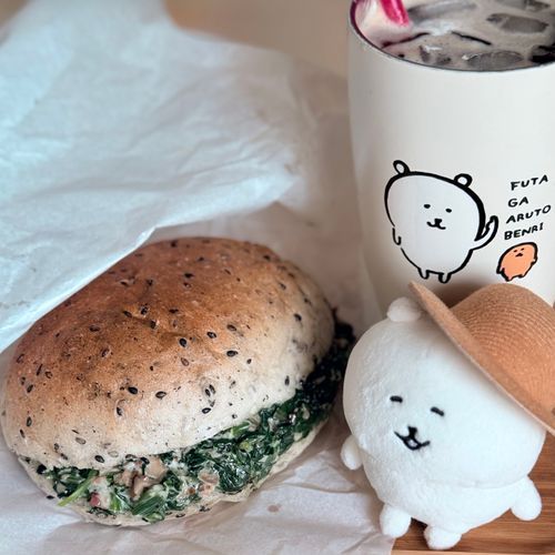 食べるかスピナッチサンド（ﾆｺｯ）
