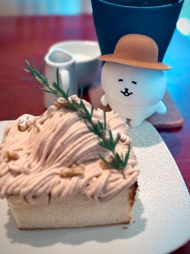 食べるかモンブラントースト（ﾆｺｯ）