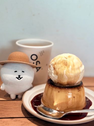 食べるかでっかいアイス乗せプリン（ﾆｺｯ）