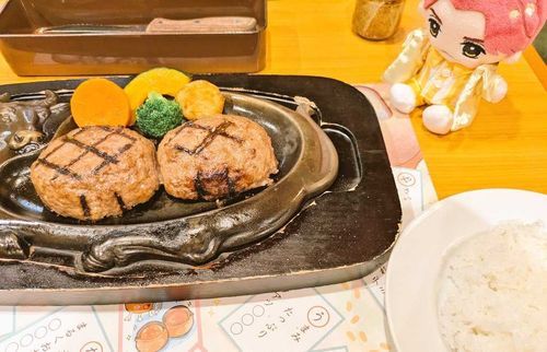 静岡といったらさわやかのハンバーグ！ハンバーグといったらもちろんおれだよね😘
いろいろあって奇跡的にさわやかを食べに行くことができたんだけど、肉！！って感じですごく美味しかったよ〜😋

はぴしず💛