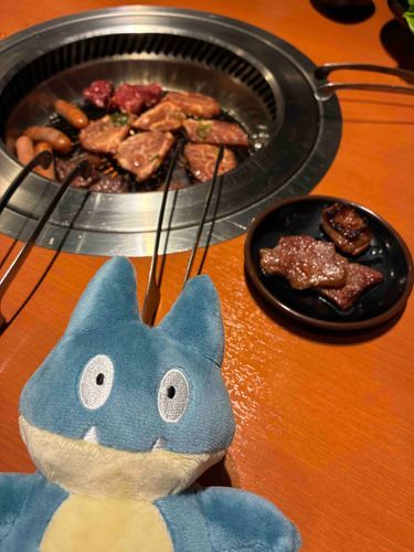 焼肉食べたよ〜