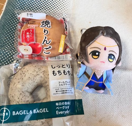 ごはんもぐもぐ