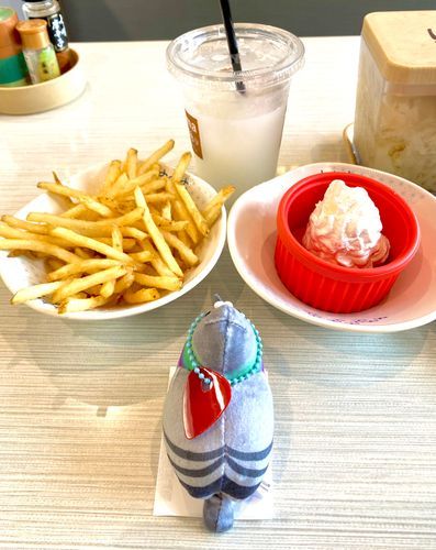 ﾎﾟテト&ホイッﾎﾟ‼️一緒に食べると美味しいんだっﾎﾟｩ♬