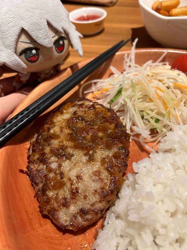 ハンバーグ　うまい
