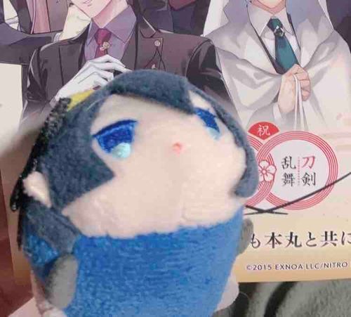 おれたちの　じゅっしゅうねんの　かんしゃじょうが　とどいたぞ　うむ　おもったよりも　うれしいもの　だ
