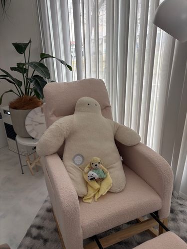 僕の椅子取られた！
ふたりで座ろう🧸