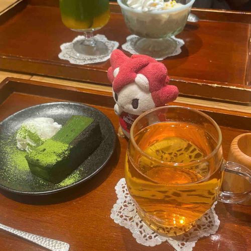 目線もらえませんでした
彼はこの素敵なスイーツに夢中なため。🍵😾💚