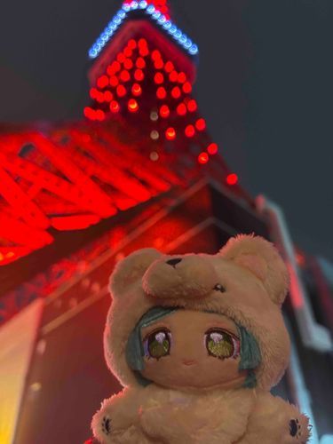 🐟ぴかぴか…♪

ぼくのほんたいは、こうべにいますが
ぼくはとうきょうたわぁにきましたよ〜