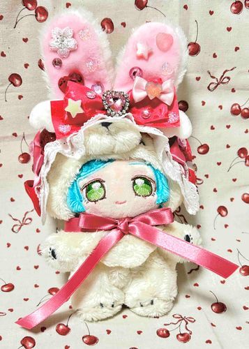 3/20の春コミにて、ぬいちゃんのヘッドドレスを頒布いたします🎀
基本的に着ぐるみ有無どちらでも装着可能。プライズや手作りぬいちゃんにも装着できます❣️