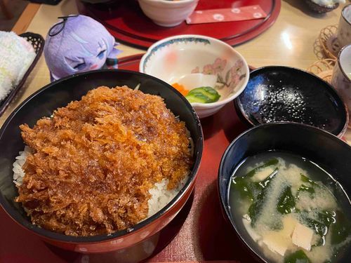 もちぬしさっきあまいもののんでたからおれがてつだってあげます
ー今日はいいんです、チートデーってやつなんで!!
そうなんですね~もちぬしのちーとでーじゃないひってありました~?
(;・∀・)ギクッ