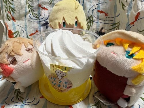 雨でしとしとジメジメなのでレモンゼリーたべてさっぱり✨✨✨