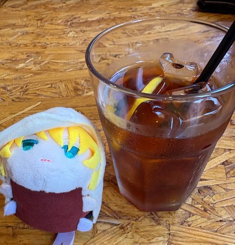 アイスティーでひとやすみ
みんな、ひといきついてくださいや！