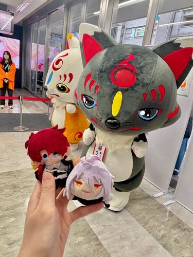 Huhuhu、くろのすけと会いマシたよ。
シッポの振り方が素晴らしいデスねぇ、ワタシもヒップを弾ませるのは得意デスよ？