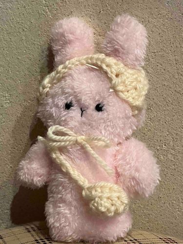 今日はね、かわいいかばんとかわいいぼうしを作ってもらったの
かぎ針編みは苦手だけど、がんばってくれたんだよ